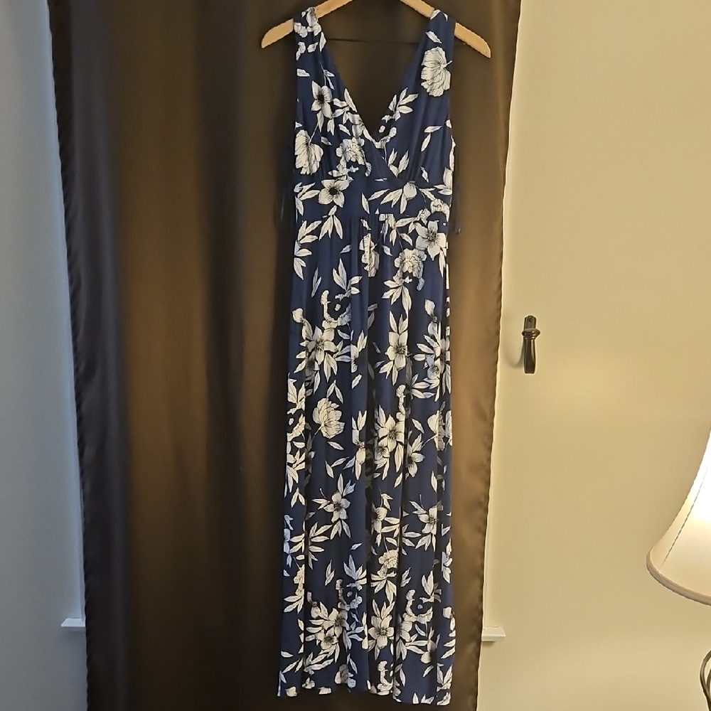 Artisan Ny Navy and White Floral Maxi Dress, M